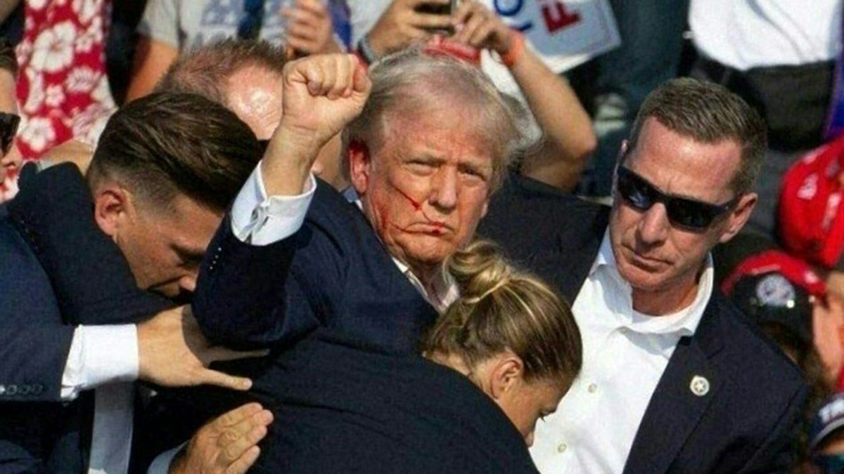 CNN host scolds Trump for saying ‘Fight!’ in immediate aftermath of assassination attempt