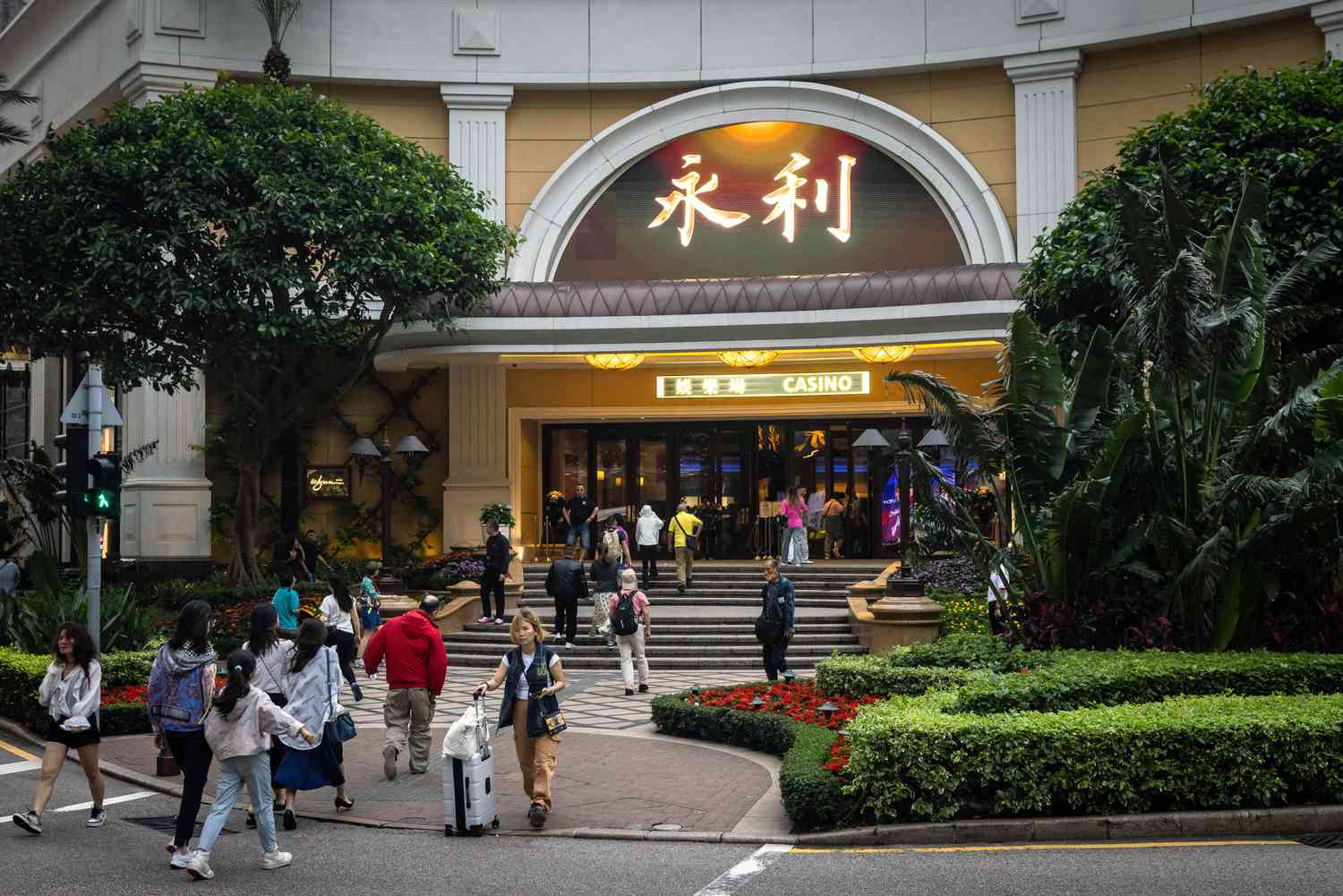 Casino Stocks Advance Further on Optimism About China’s Stimulus Moves