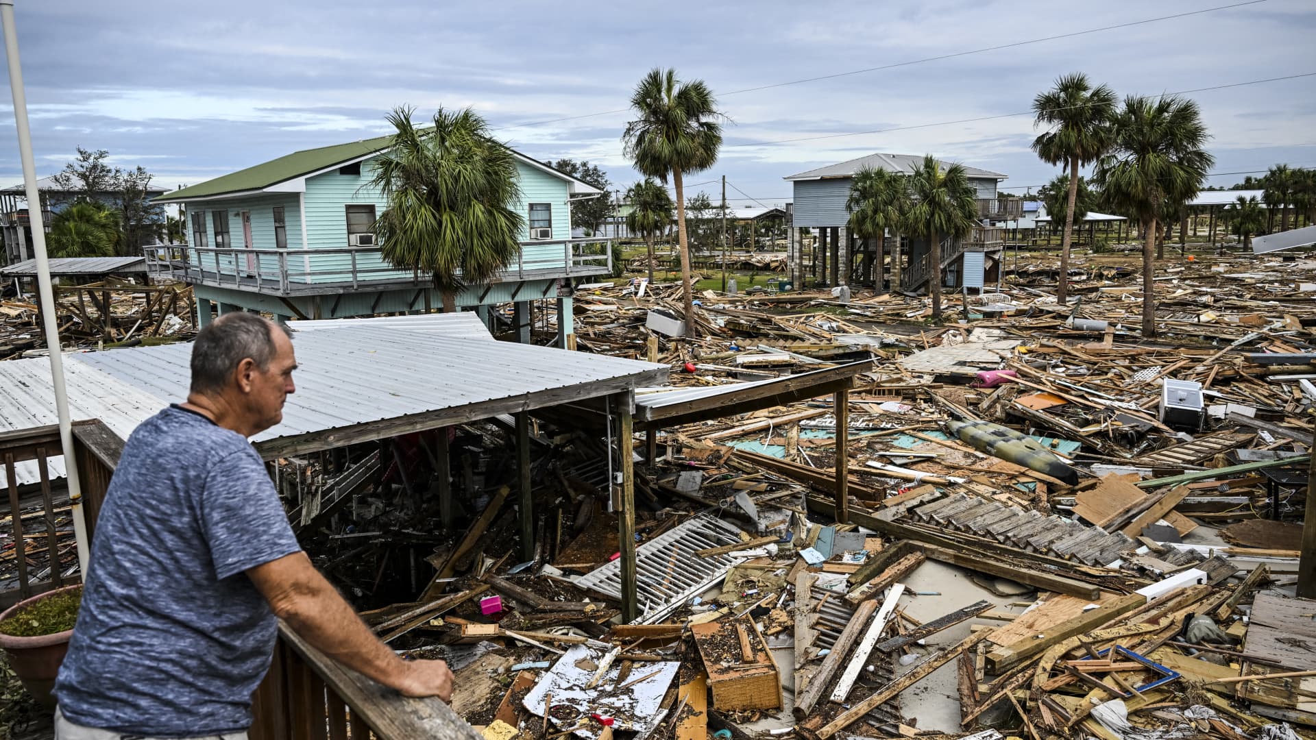 Hurricane Helene ravages southeastern U.S.: Photos