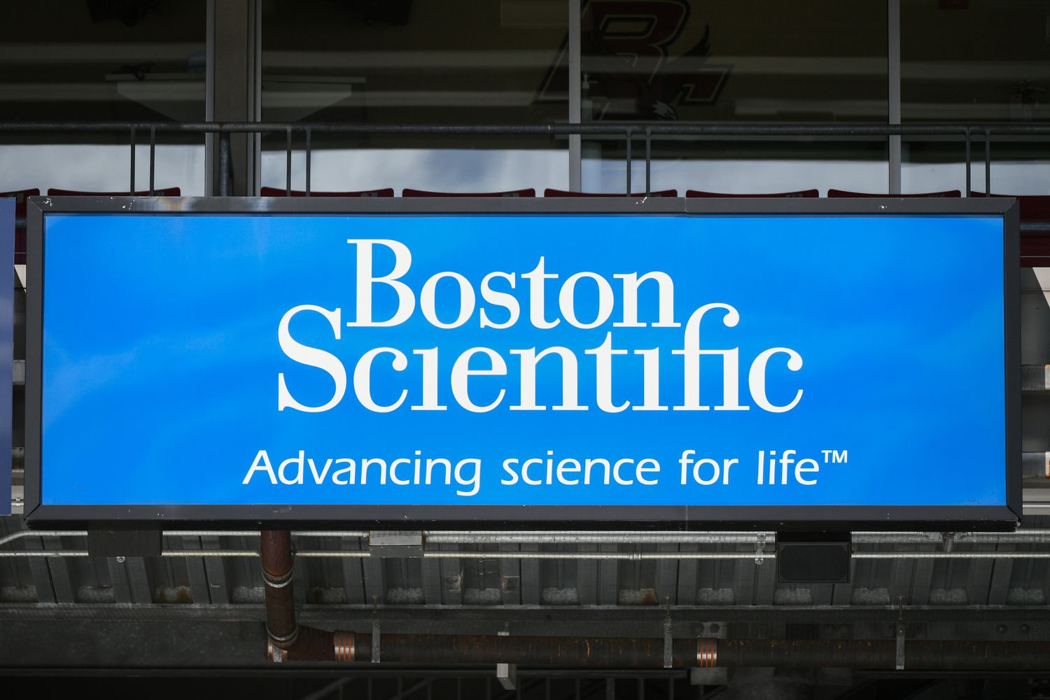 Boston Scientific Profit Falls Even as Demand for Its Heart Products Surges
