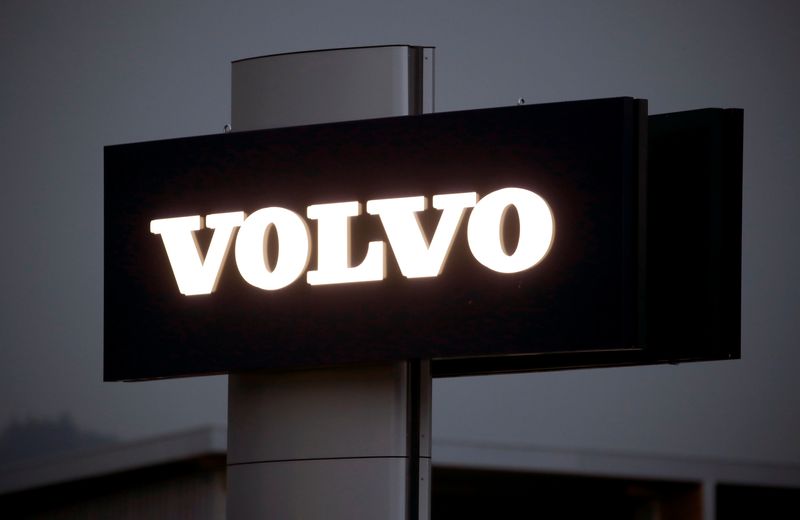 Volvo Cars December sales down 3%