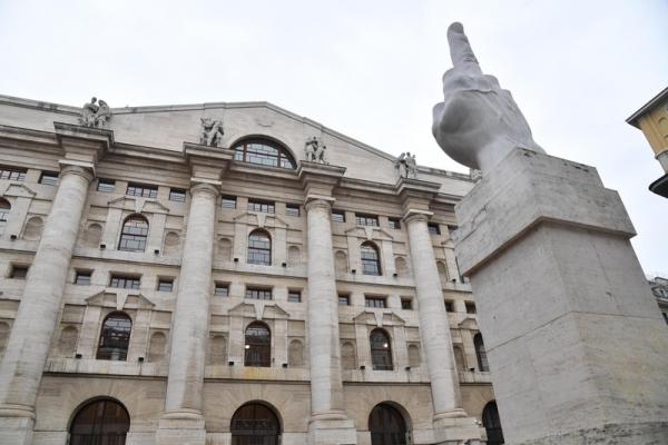 Italy stocks lower at close of trade; Investing.com Italy 40 unchanged