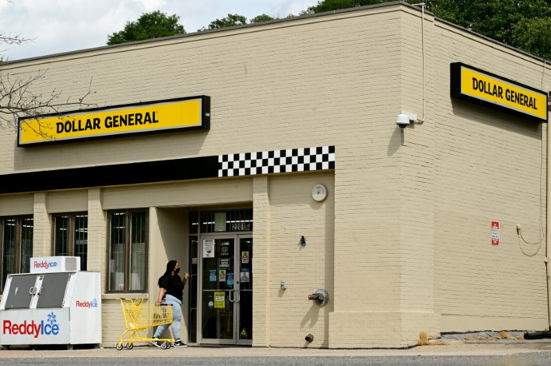 Dollar General forecasts muted 2025, says American shoppers are struggling
