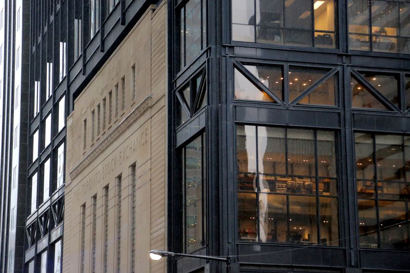 TSX drops as investors gauge Trump comments on tariff plans
