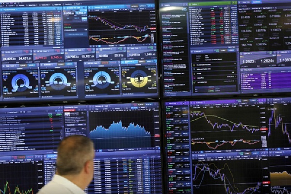 Netherlands stocks higher at close of trade; AEX up 0.10%
