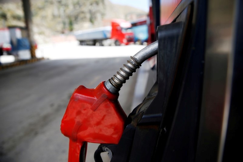 Tehran rejects US demands to halt oil and petrochemical sales