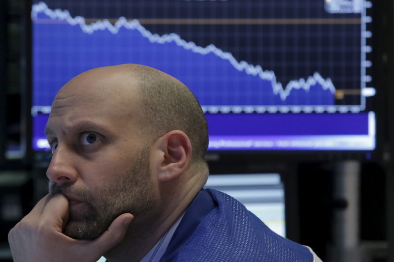 Palantir, Oracle Lead Market Cap Stock Movers this Friday