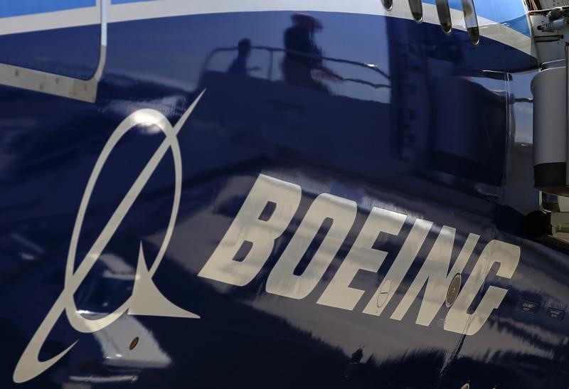 Boeing stock gains after record jet order from Qatar