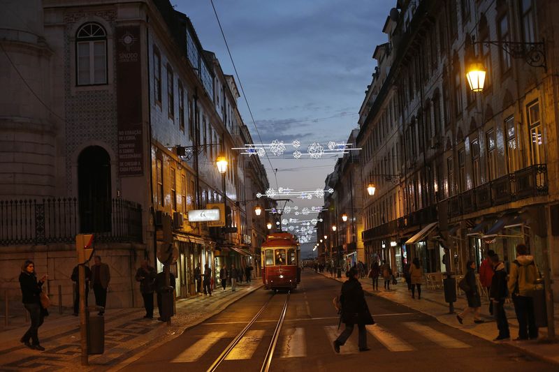 Portugal stocks lower at close of trade; PSI down 0.19%