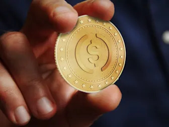 Senate makes shocking move on new stablecoin bill