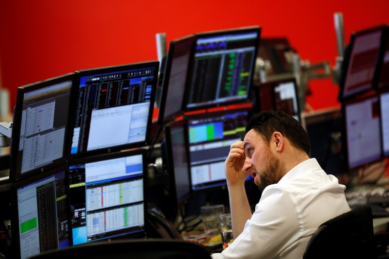 Fitch cuts Oi S.A.’s issuer default ratings to ’C’