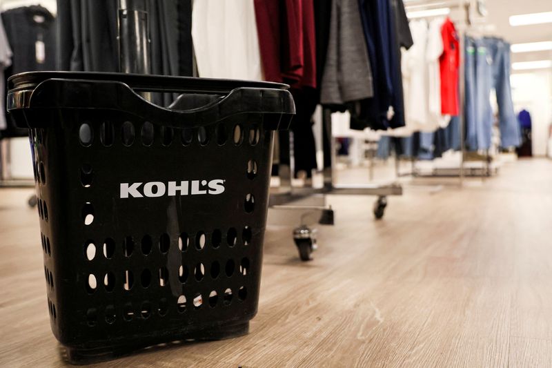 Kohl’s sticks to annual targets amid tariffs, turbulence at top