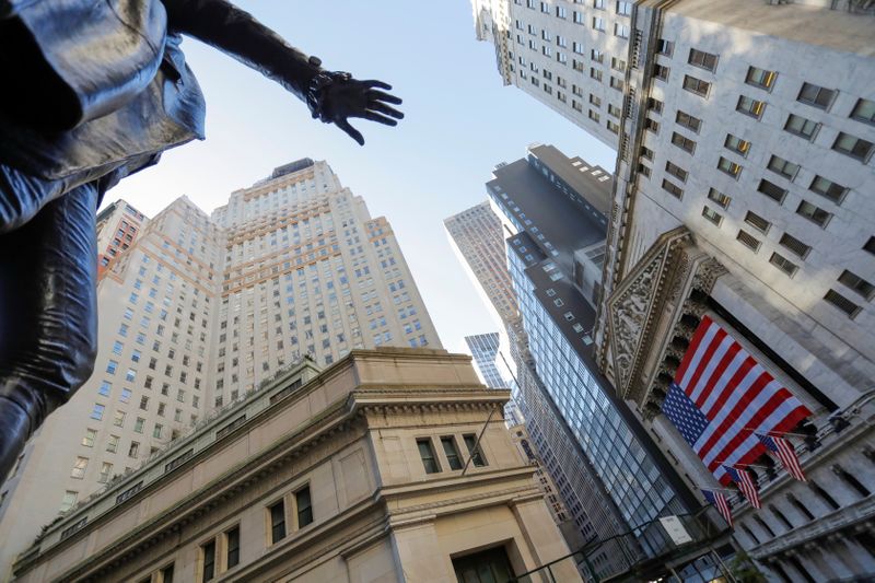 U.S. stocks higher at close of trade; Dow Jones Industrial Average up 0.89%