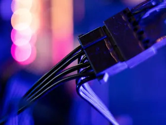Senators Seek ‘Light Touch’ for Crypto Market as Democrats Balk