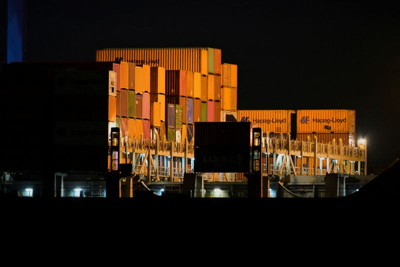 EU awaits Trump letter as markets digest latest tariff salvo