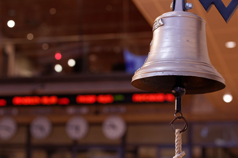 Poland stocks lower at close of trade; WIG30 down 0.39%