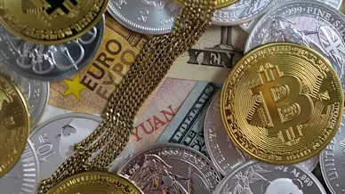 Given Trump’s Pro-Crypto Stance, Is it Time to Fully Ditch Gold in Favor of Bitcoin?