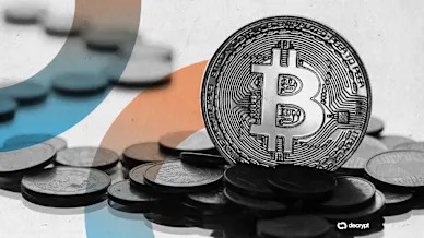 Bitcoin May Gain as Dollar Drops and Bond Yields Climb, Experts Say